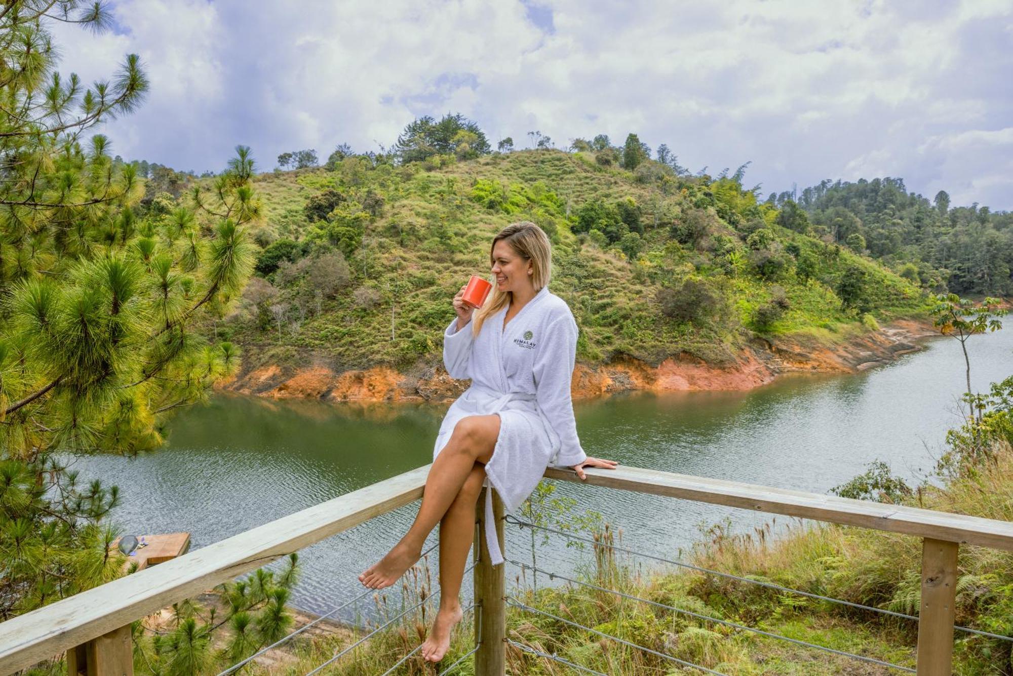 Cabanas Refugio Himalaya Guatape Ngoại thất bức ảnh
